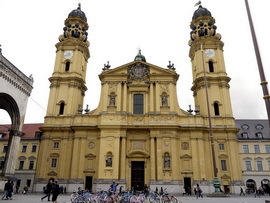 Театинеркирхе