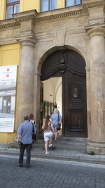 Экскурсия «Тайны древних подземелий и Пражских монастырей»